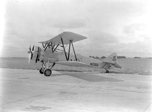 Side view of Avro 626 NZ203 at RNZAF Station Ohakea.