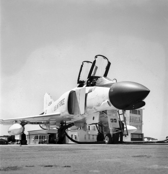 3/4 front view of USAF F-4 Phanton 64-0694 at RNZAF Station Ohakea as part of Operation Queen Bee.