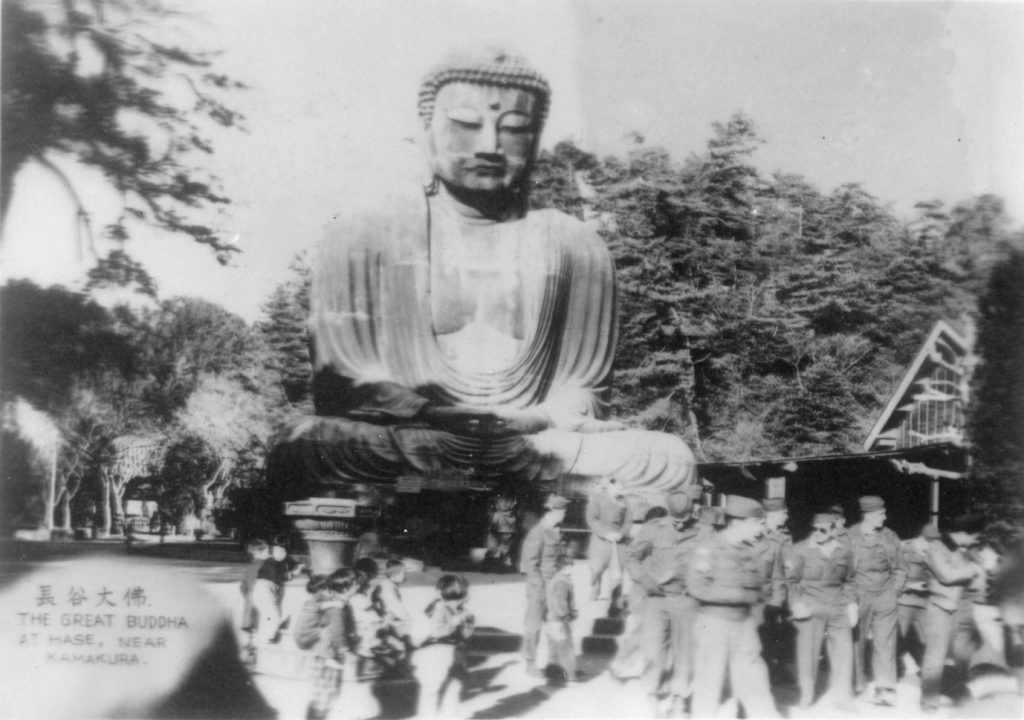 Group-airmen-and-children-by-buddha-statue