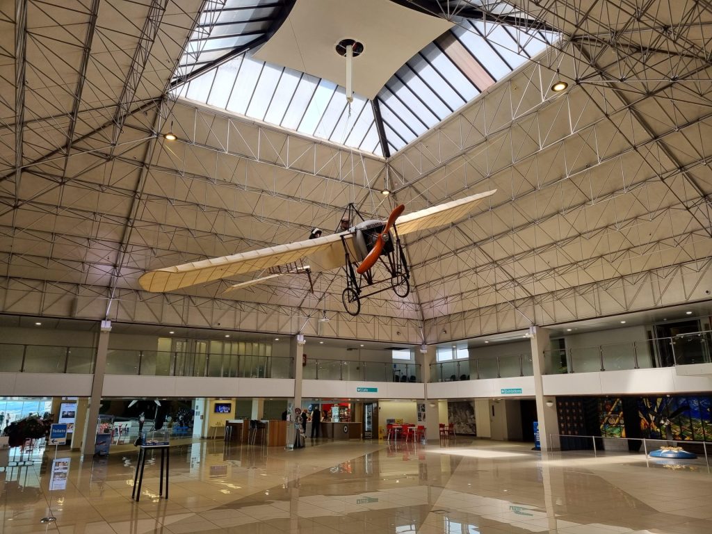 Bleriot-on-ceiling