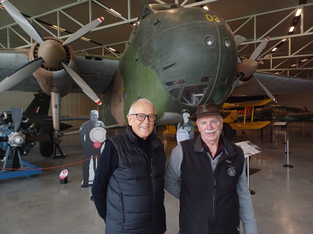 veterans-in-front-of-plane