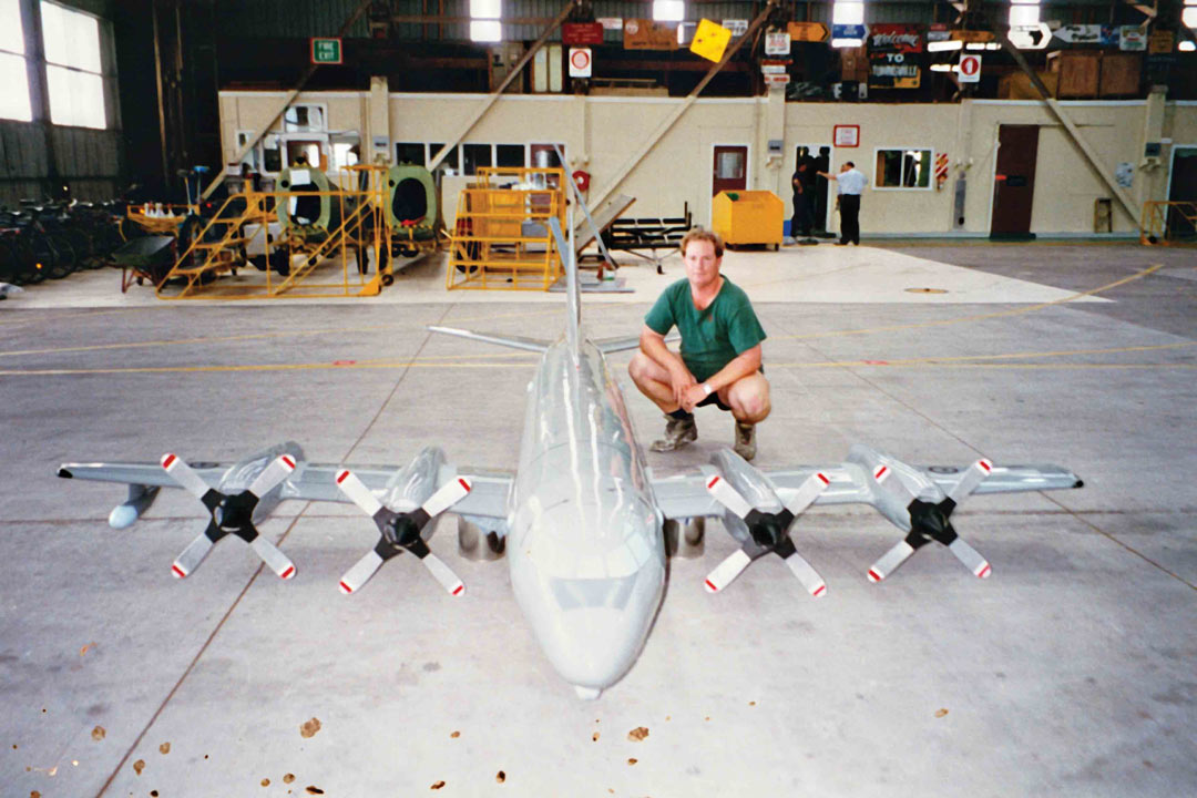 Orion model before and after receiving the new low visibility grey paint scheme at the RNZAF Auckland paint shop, mid-1990s.
