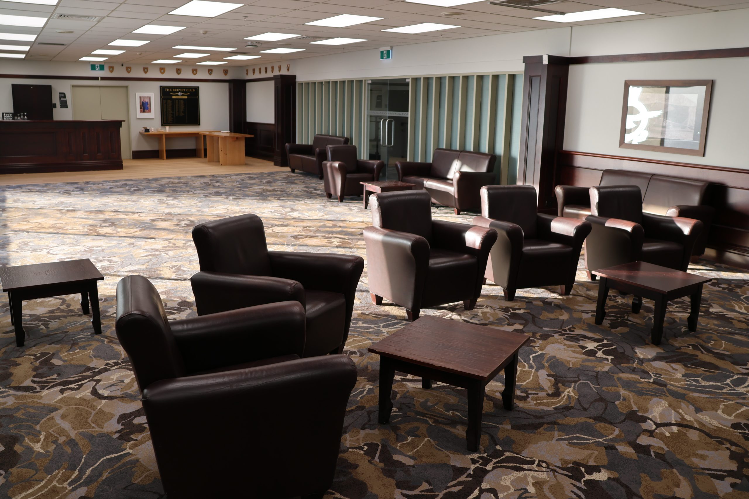 Brevet Lounge